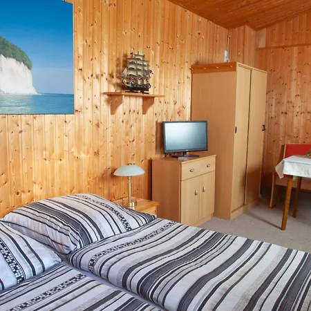 Ferienunterkuenfte Liliane 괴렌